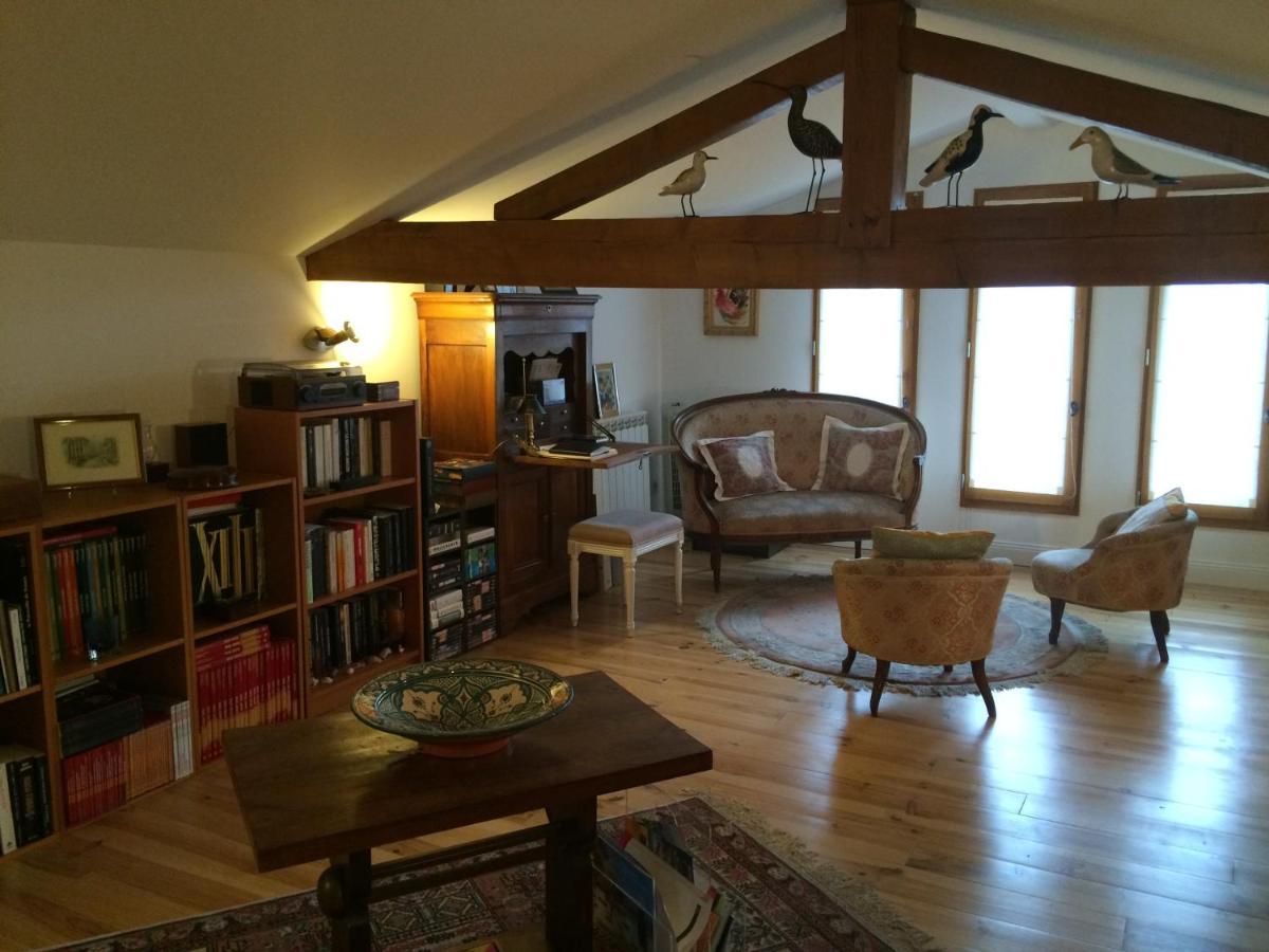 Bed and Breakfast Entre Pays Basque Et Bearn Lahontan Exterior foto